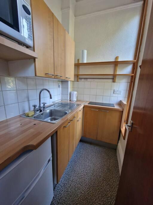 Bright Well Located Studio Flat London Eksteriør bilde